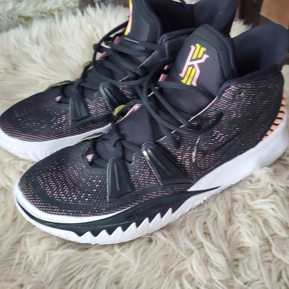 Nike Black and Pink Athletic Shoes